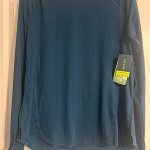 NWT Tek Gear green/aqua sz large Long Sleeve athletic tee with thumbholes.